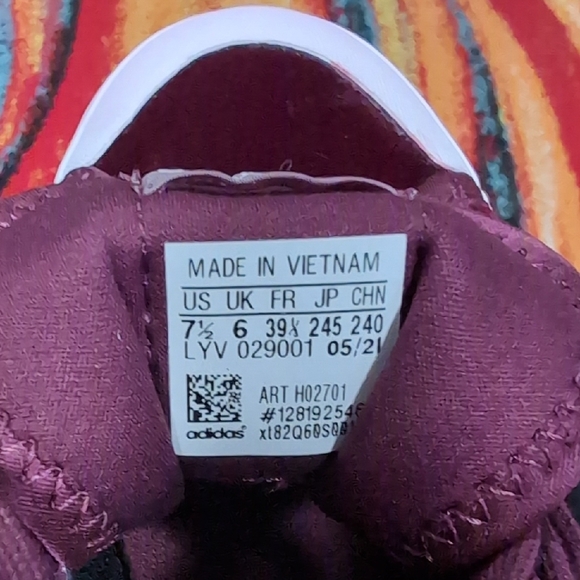 Adidas Burgundy Sneakers - Picture 5 of 6